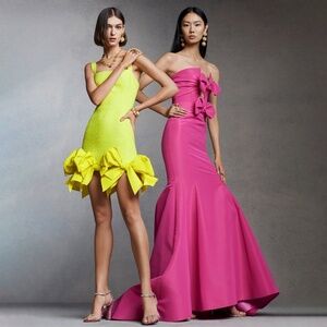 $3150 Oscar de la Renta Bouclé-Tweed Bow Hem Runway Mini Dress